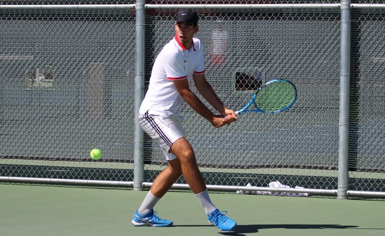 COD Men’s Tennis steals another conference victory, defeating the Knights, 8-1