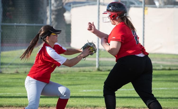 COD Softball grabs first win of 2019 over winless Wolverines, 11-5