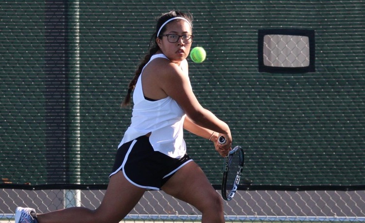 COD Women’s Tennis struggles in road match against the Griffins, 6-3