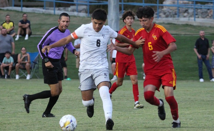 COD Men’s Soccer rolls past Renegades, 2-0