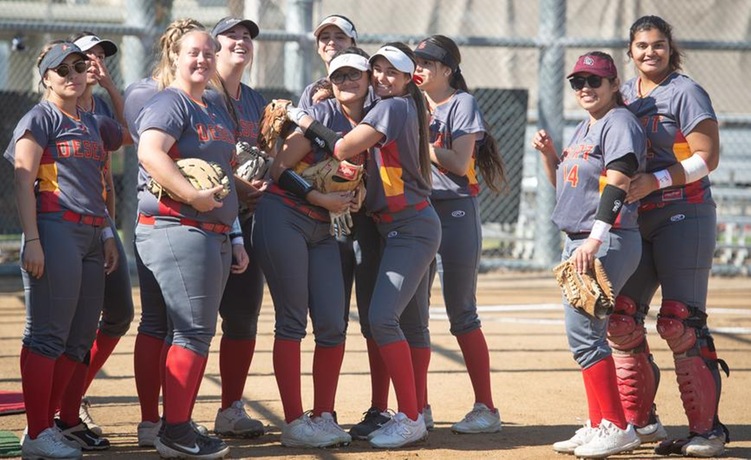 COD Softball celebrates 2020 home opener by mercying the Knights, 19-0