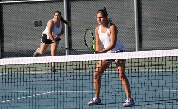 COD Women's Tennis wins second straight, conquering the Knights, 5-4