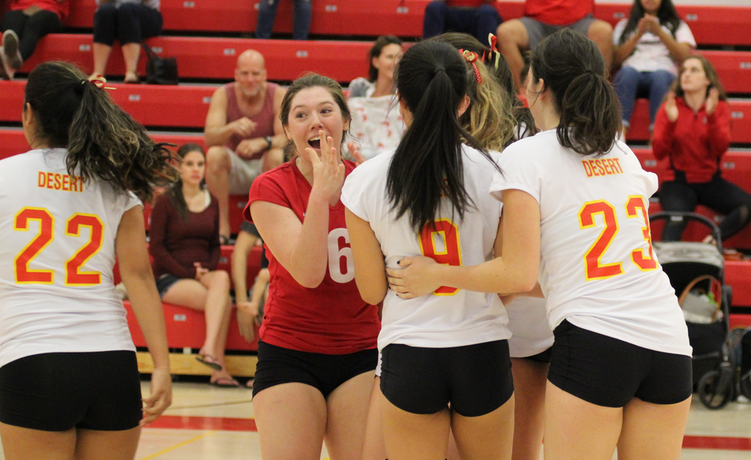 COD Women’s Volleyball fights hard in game against Eagles, 3-2
