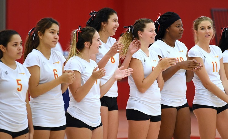 COD Women’s Volleyball rolls past the Arabs, 3-1