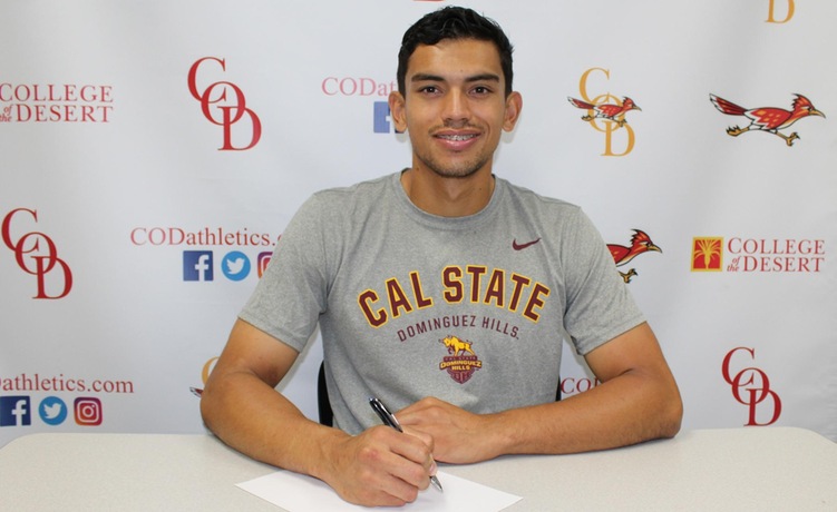 COD Men’s Soccer: Ascencio signs letter with Cal State Dominguez Hills