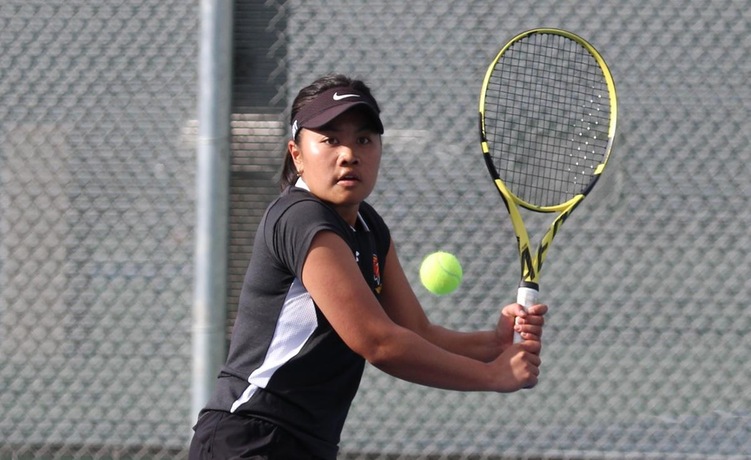 COD Women's Tennis continues undefeated, shoots down Eagles, 9-0