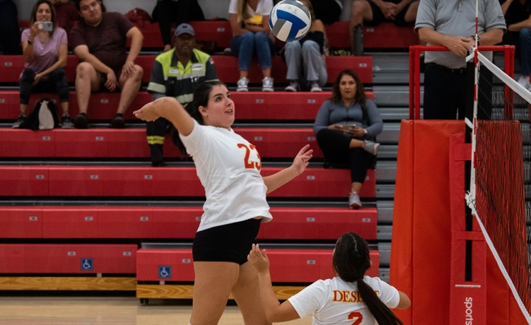 COD Women’s Volleyball sweeps past the Rams again, 3-0